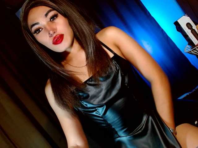 Live sex webcam photo for Creamycumceline #291186060