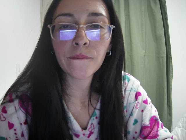 Live sex webcam photo for Creamymature #275483212