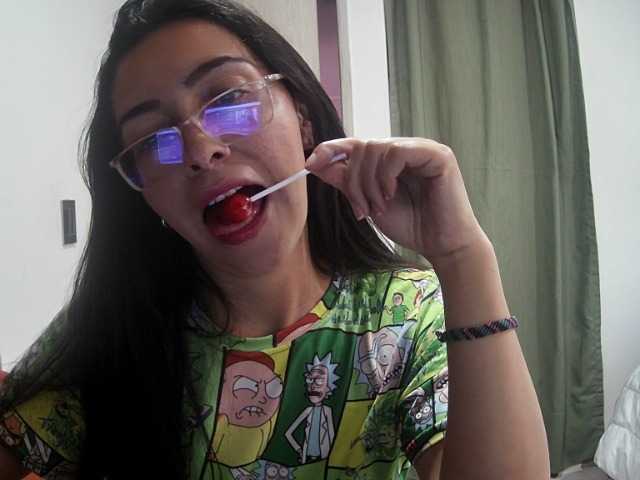 Live sex webcam photo for Creamymature #276572837