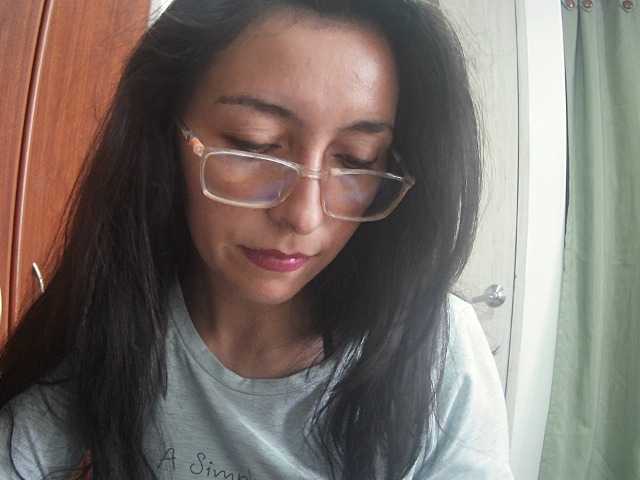 Live sex webcam photo for Creamymature #277818572