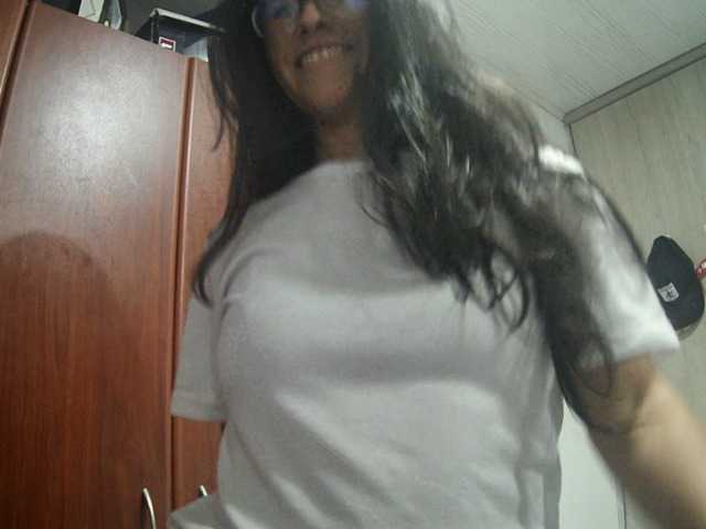 Live sex webcam photo for Creamymature #288087828