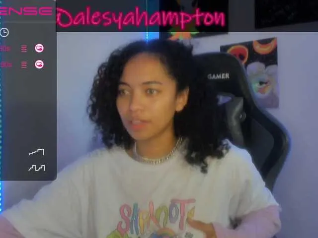 Live sex webcam photo for CrespaRuidosa #272963941