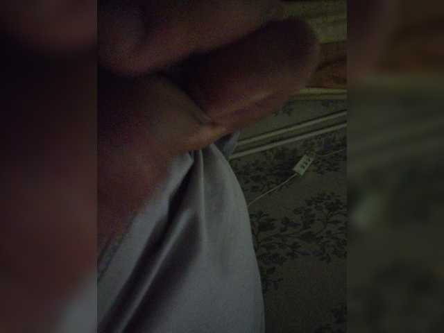 Live sex webcam photo for CrezyGrey0 #277993700