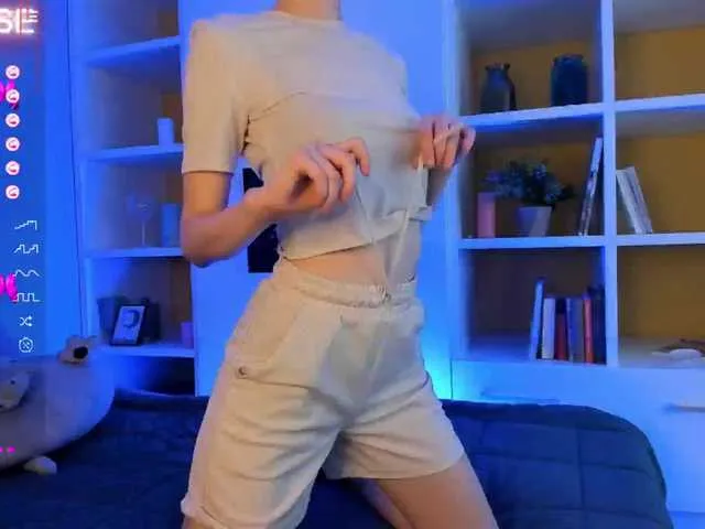 Live sex webcam photo for Cricencri #274644903