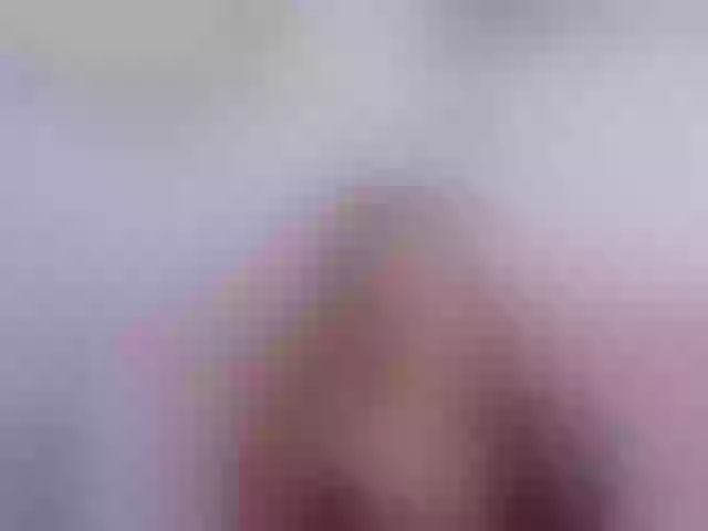 Live sex webcam photo for CrimsonAura #292195873