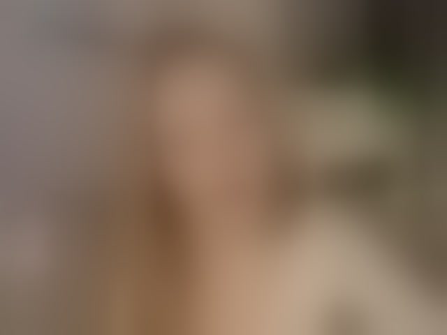 Live sex webcam photo for CrimsonAura #292383264