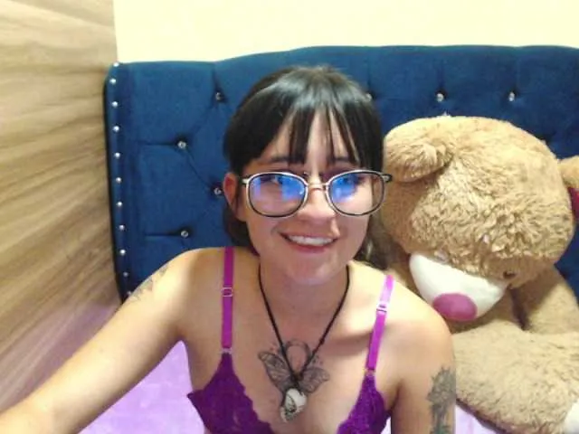 Live sex webcam photo for Criptaclein #278016084