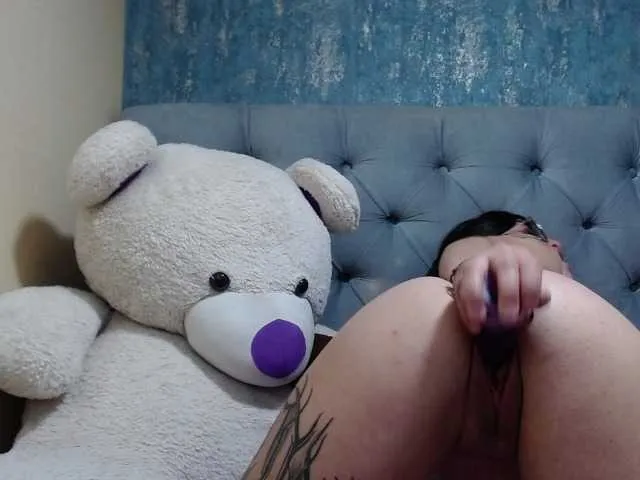 Live sex webcam photo for Criptaclein #278017710