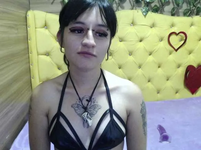 Live sex webcam photo for Criptaclein #278086923