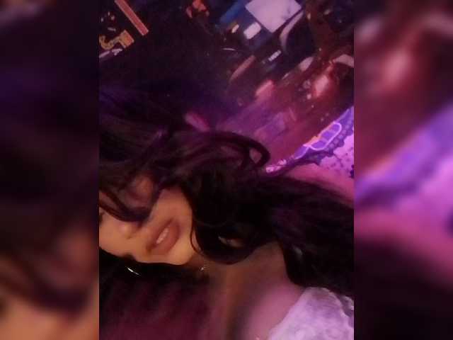 Live sex webcam photo for CrissMartiin #272847039