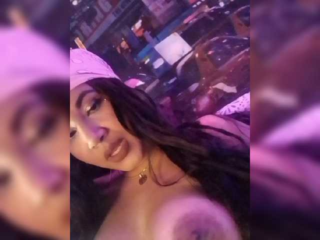 Live sex webcam photo for CrissMartiin #273156033