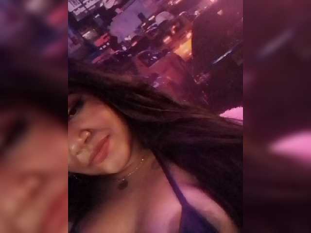 Live sex webcam photo for CrissMartiin #273198048