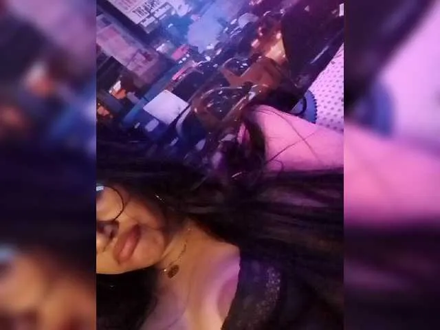 Live sex webcam photo for CrissMartiin #273458331