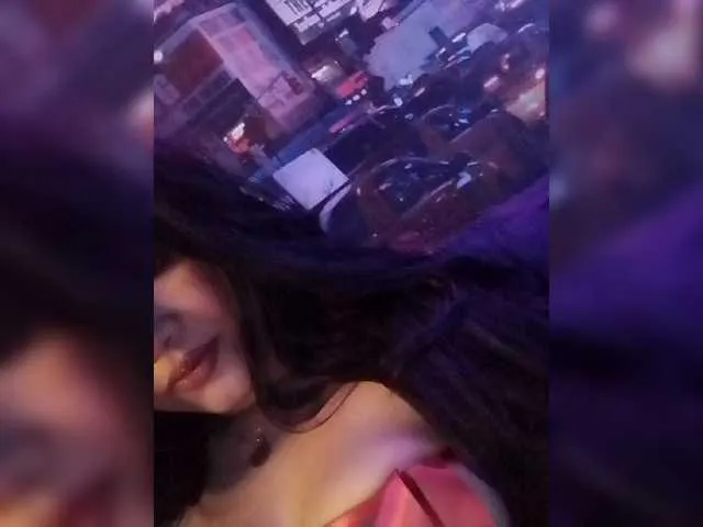 Live sex webcam photo for CrissMartiin #273602372