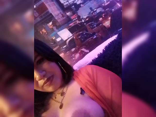 Live sex webcam photo for CrissMartiin #273790534