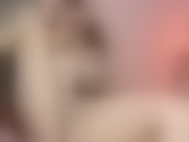 Live sex webcam photo for CrissySmile #293829626