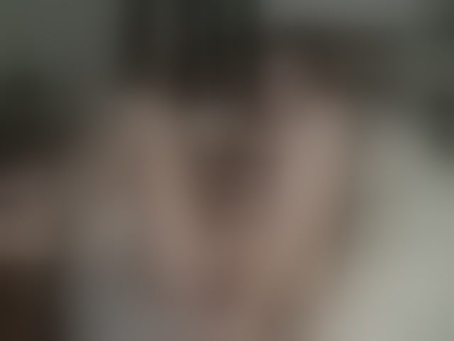 Live sex webcam photo for CrissySmile #294150001