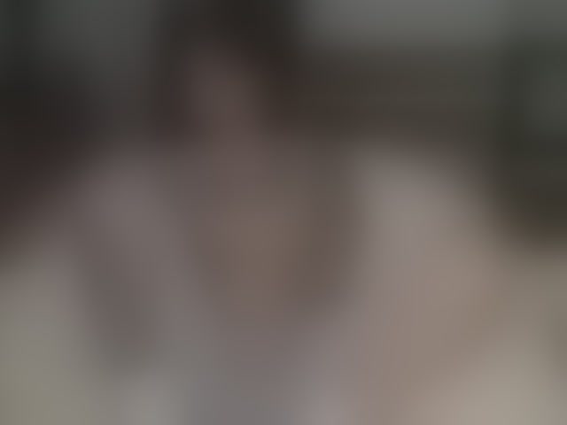 Live sex webcam photo for CrissySmile #294228516