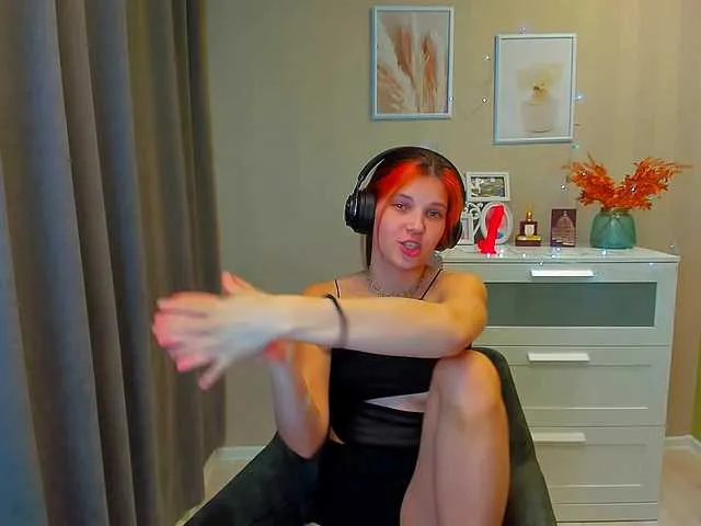 Live sex webcam photo for Cristae #277901404