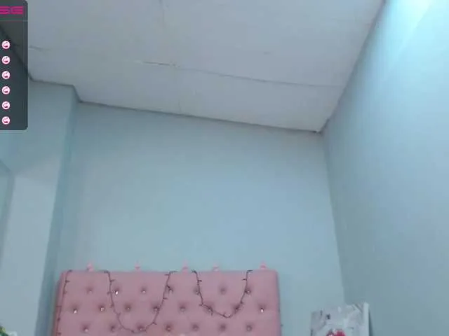 Live sex webcam photo for Cristal-Princ #272304001