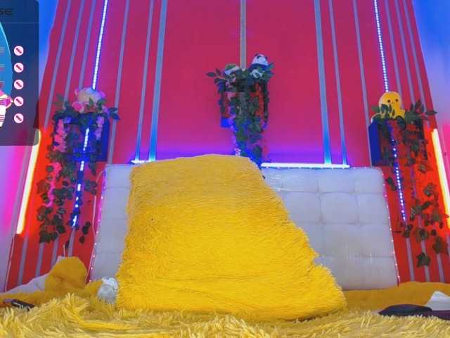 Live sex webcam photo for Cristal-blue #276070738