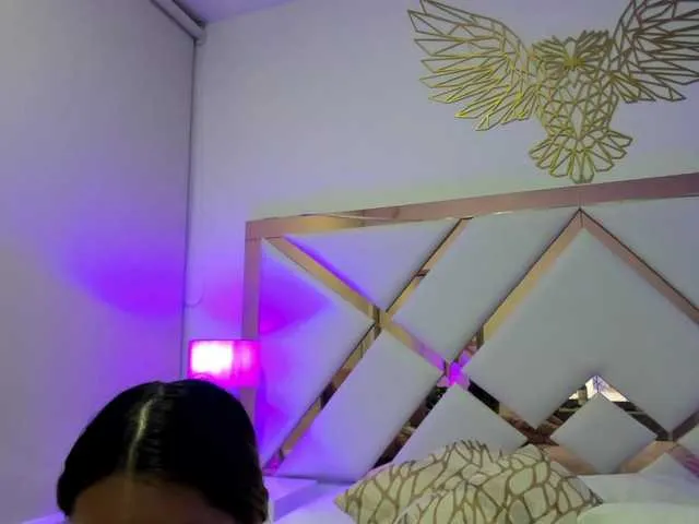 Live sex webcam photo for CristalHart #277509109