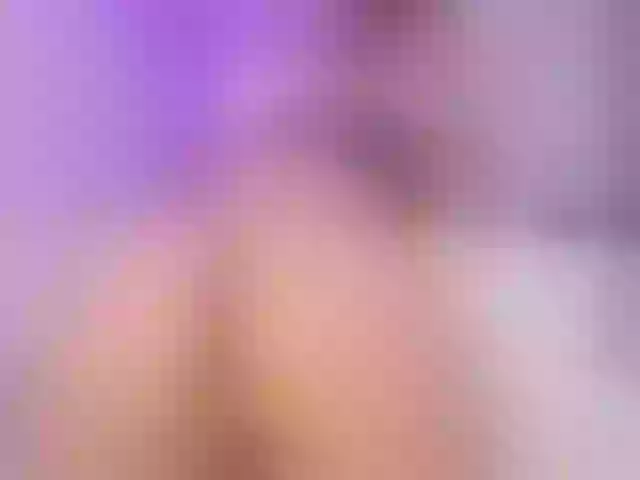 Live sex webcam photo for CristalHart #277610428