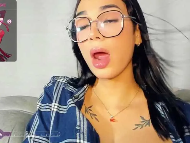 Live sex webcam photo for CristalJimenz #277518907