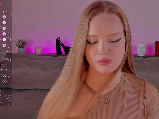 Live sex webcam photo for CristalWilliams #289966395