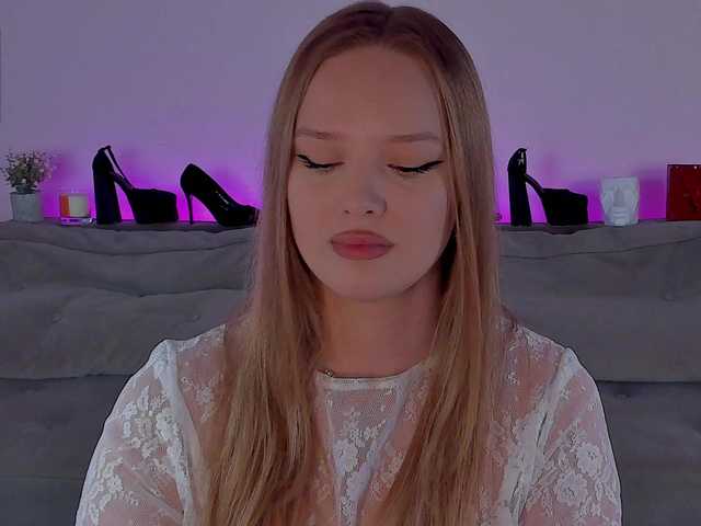 Live sex webcam photo for CristalWilliams #290152193