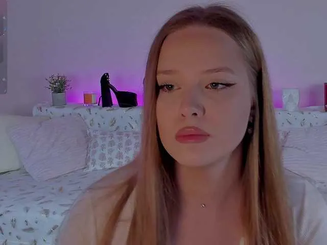 Live sex webcam photo for CristalWilliams #290268990