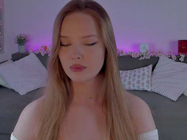 Live sex webcam photo for CristalWilliams #290727293