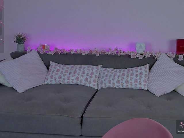 Live sex webcam photo for CristalWilliams #290746253