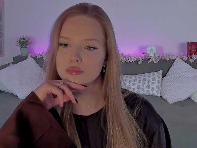 Live sex webcam photo for CristalWilliams #290782358