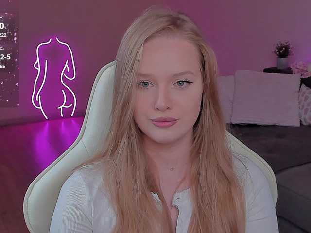 Live sex webcam photo for CristalWilliams #291147289