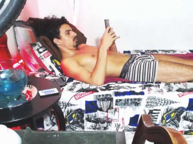 Live sex webcam photo for CristoMax69 #273257710