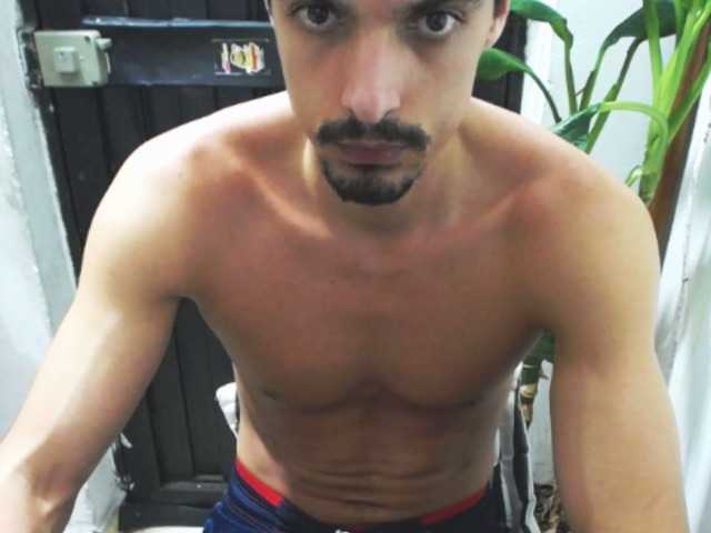 Live sex webcam photo for CristoMax69 #273285712