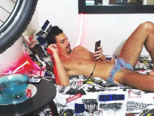 Live sex webcam photo for CristoMax69 #273320805