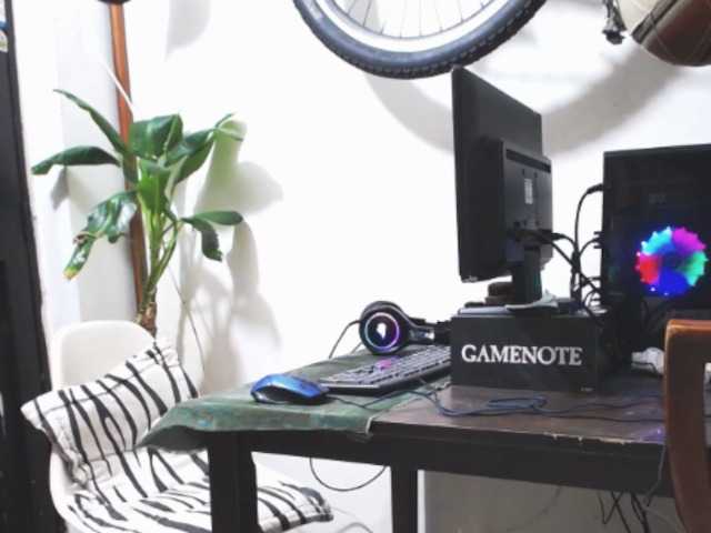 Live sex webcam photo for CristoMax69 #273435077