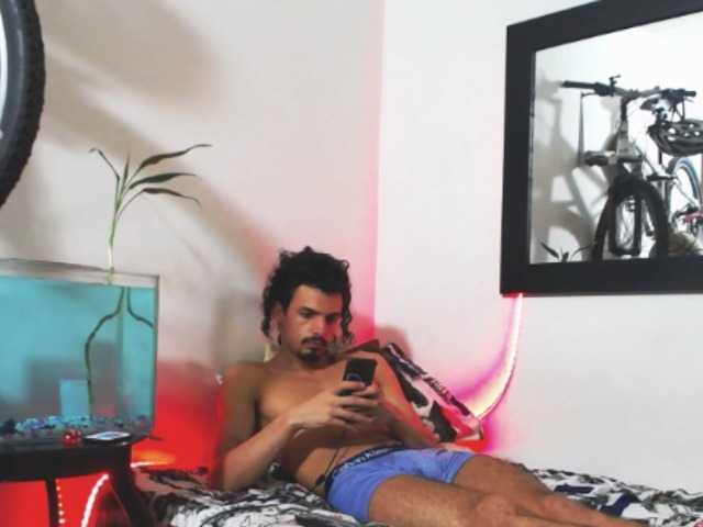 Live sex webcam photo for CristoMax69 #273448874