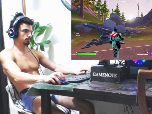 Live sex webcam photo for CristoMax69 #273463964