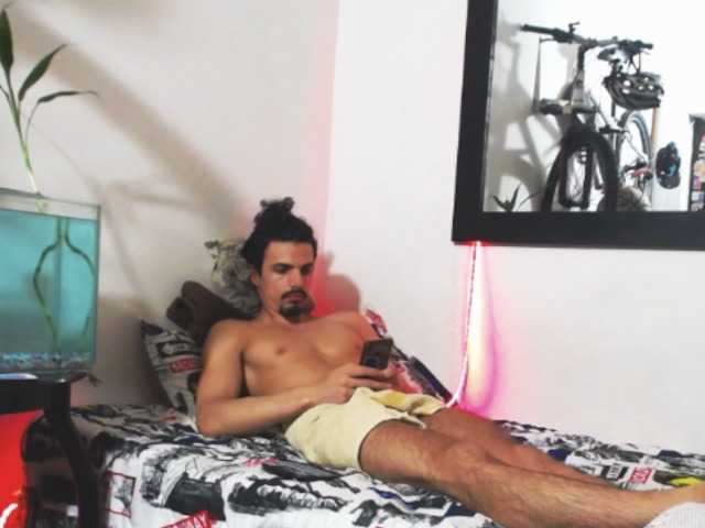 Live sex webcam photo for CristoMax69 #273467132