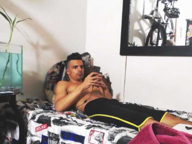 Live sex webcam photo for CristoMax69 #273574274