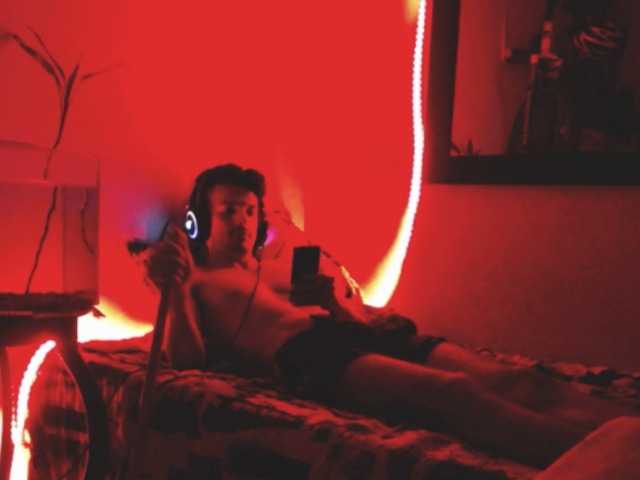 Live sex webcam photo for CristoMax69 #273600298