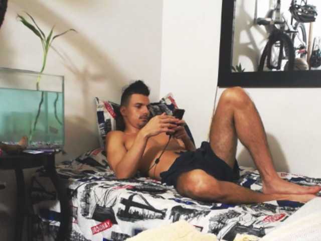 Live sex webcam photo for CristoMax69 #273634266