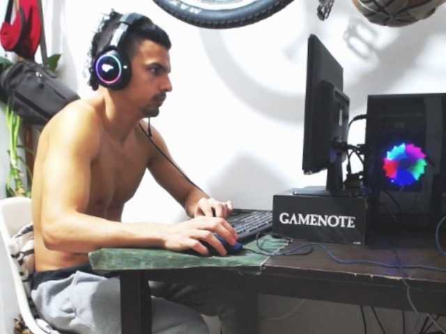 Live sex webcam photo for CristoMax69 #273645799