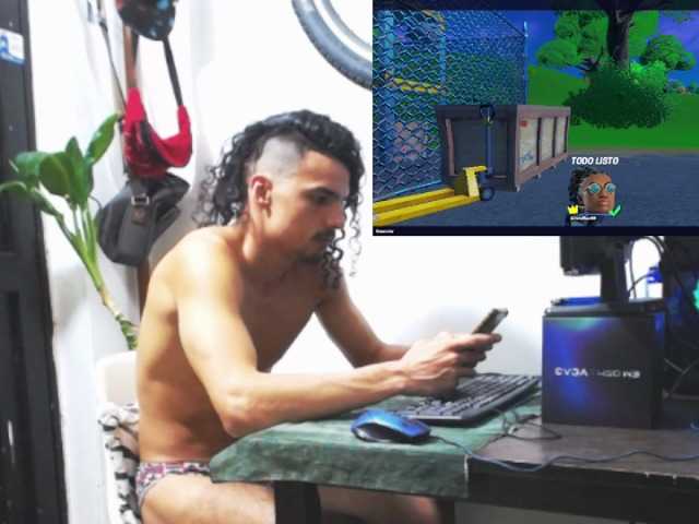 Live sex webcam photo for CristoMax69 #274151008