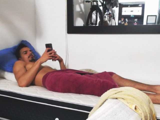 Live sex webcam photo for CristoMax69 #274272738