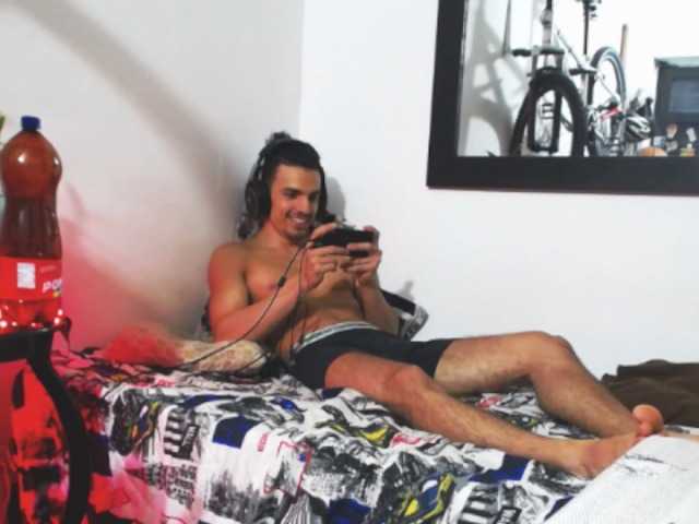 Live sex webcam photo for CristoMax69 #274583468