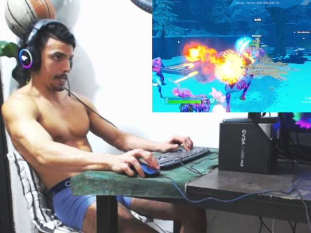 Live sex webcam photo for CristoMax69 #274612233